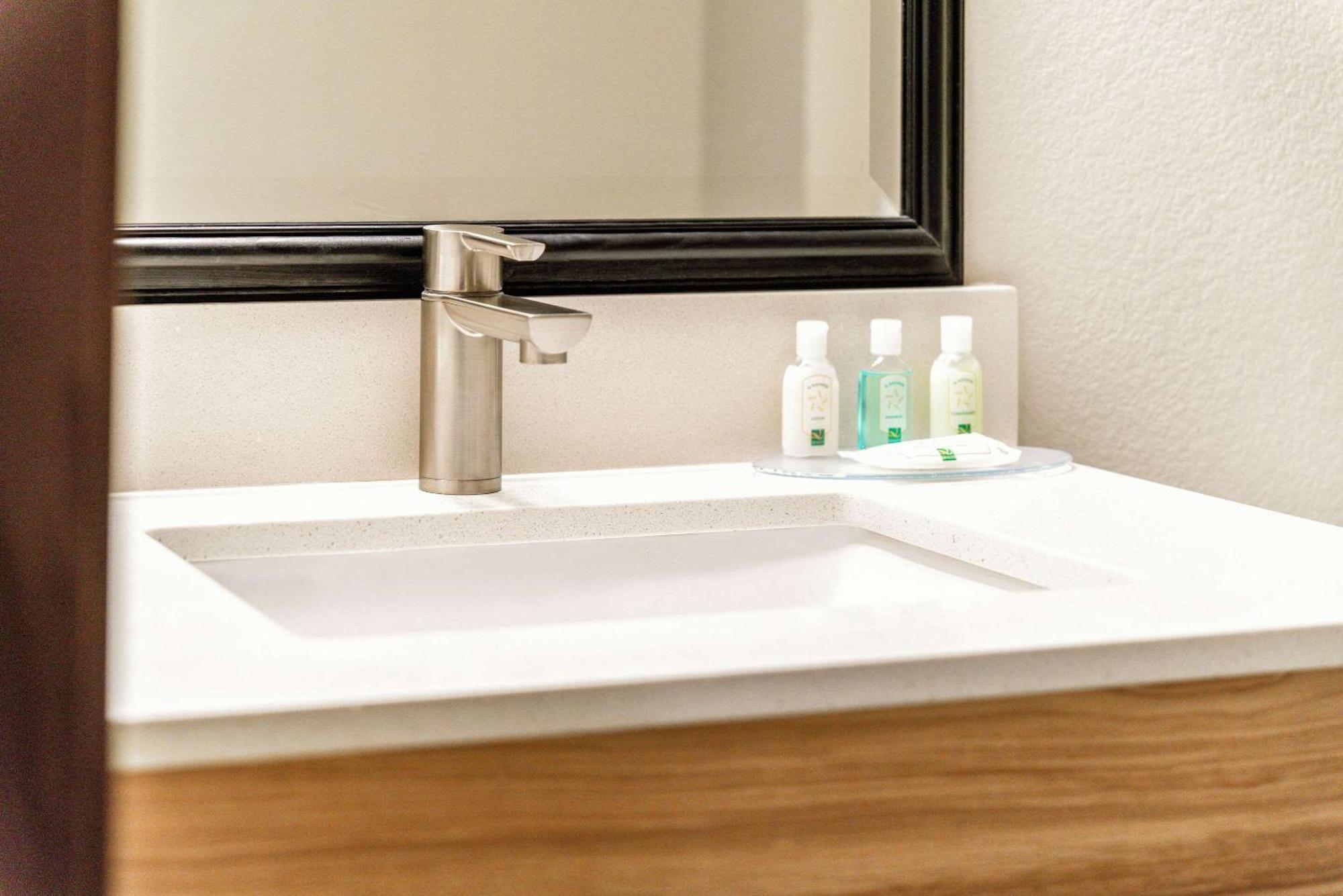Quality Inn Chandler I-10 Bagian luar foto