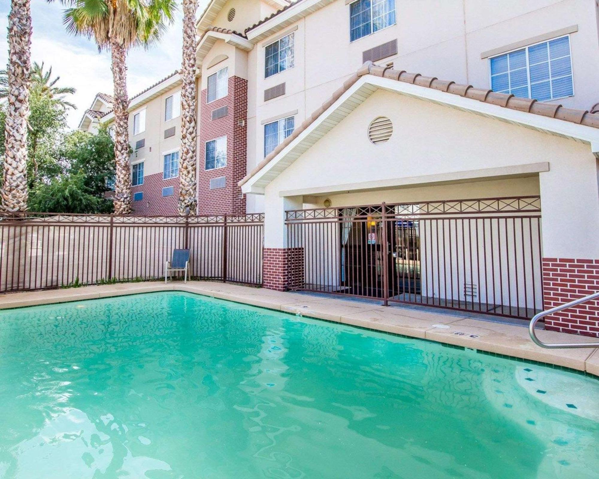Quality Inn Chandler I-10 Bagian luar foto