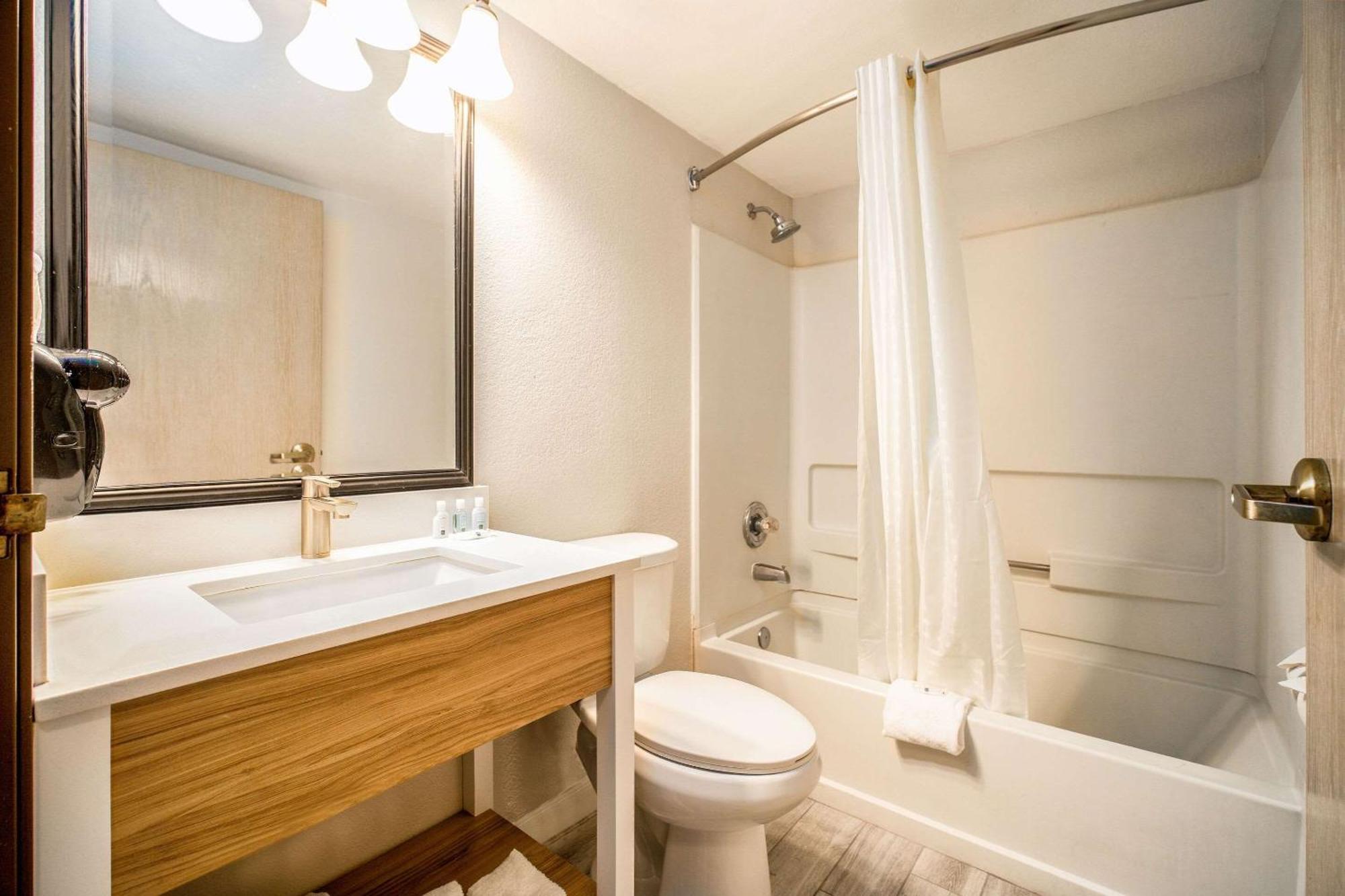 Quality Inn Chandler I-10 Bagian luar foto